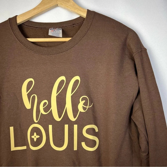 Boutique Brown Hello Louis Graphic Crewneck Sweatshirt S - Picture 3 of 4